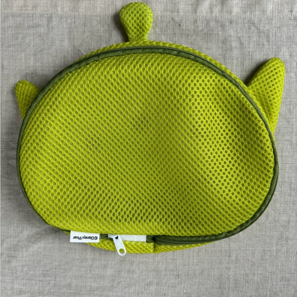 Daiso Green Alien Mesh Storage Pouch